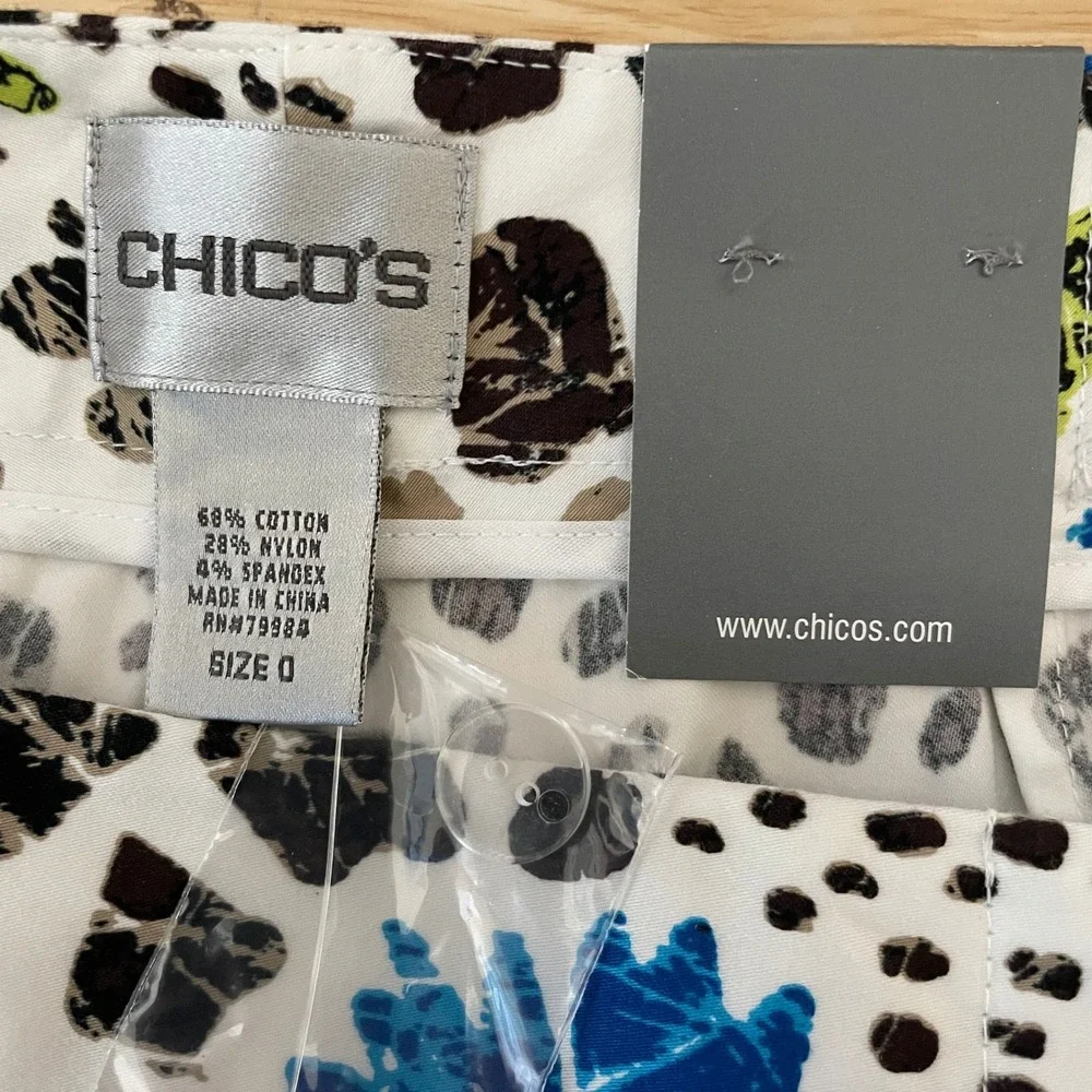 Chicos‎ Spotted Floral Relaxed Crop Pants Optic White Size 0 NEW